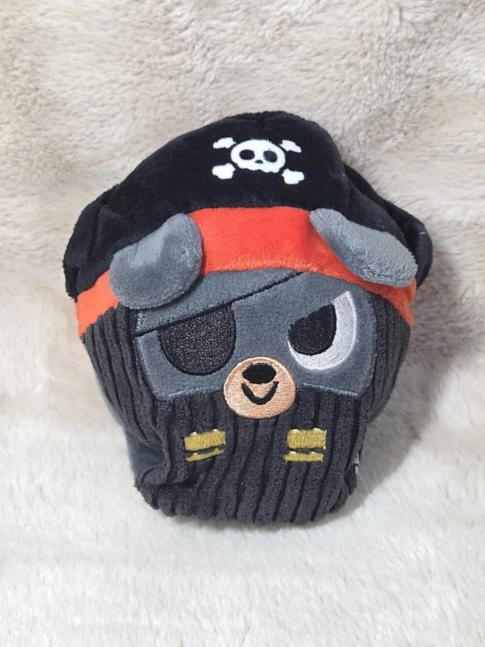 Barkbox Barkbear The Pirate Ball SUPER CHEWER NWOT Size Med/Large Up to 50lbs